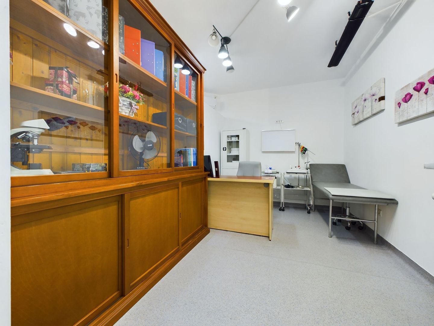 Spațiu Medical Versatil: Cabinet pentru 3 medici - Poză 6