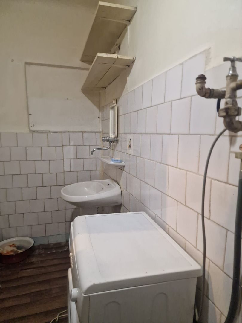 Inchiriere apartament 3 camere demisol inalt - Cașin - Poză 2