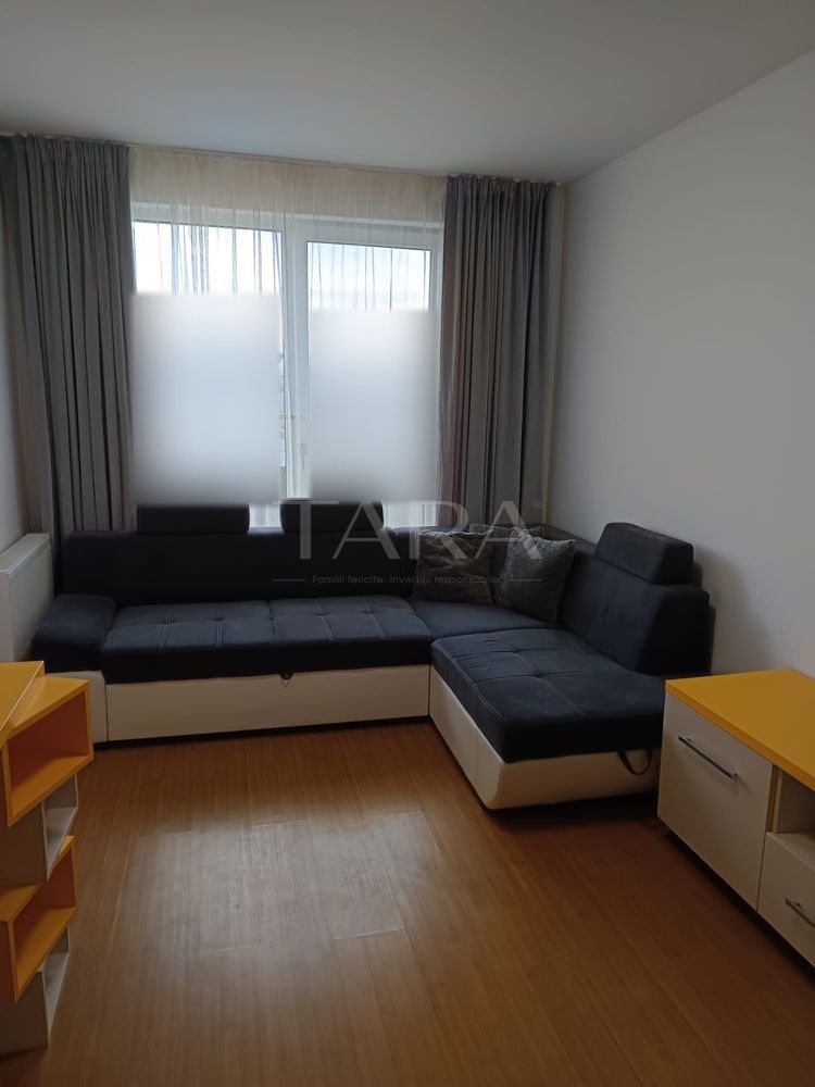 Apartament cu 1 cameră, balcon și parcare opțională. - Poză 1