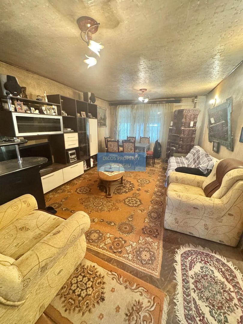 Casă de vânzare pe Strada Cetății, teren 428 mp - Poză 5