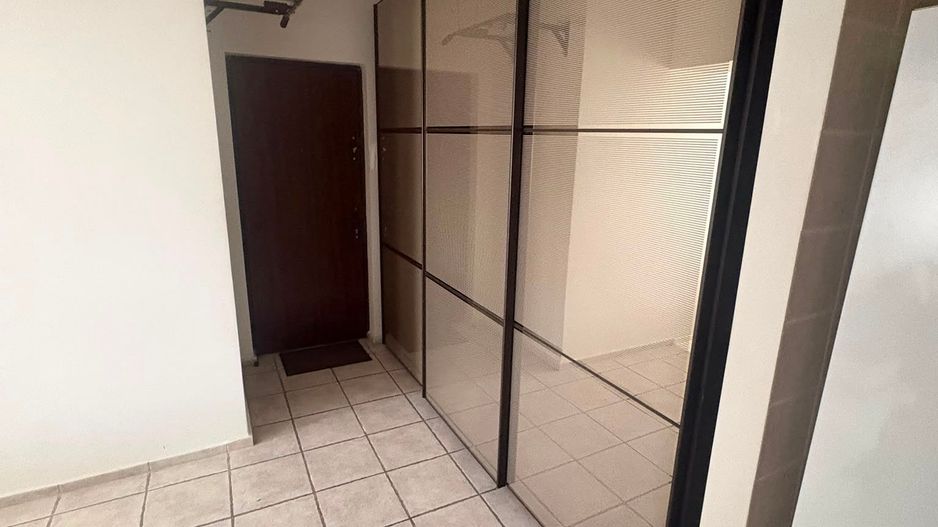 De inchiriat apartament cu 2 camere bloc Privilege, et. 1, 500 E - Poză 6