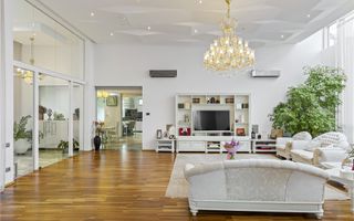 Vila exclusivista cu piscina, sauna si crama, 479.27 mp, langa padure - Poză 3