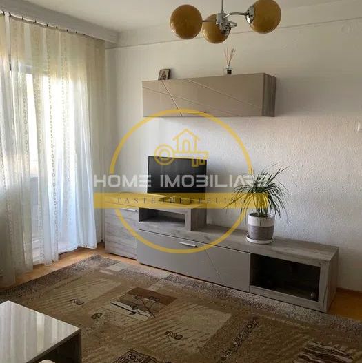 APARTAMENT 2 CAMERE ,PODUL ROSU ,LA 5 MIN DE PALAS - Poză 2
