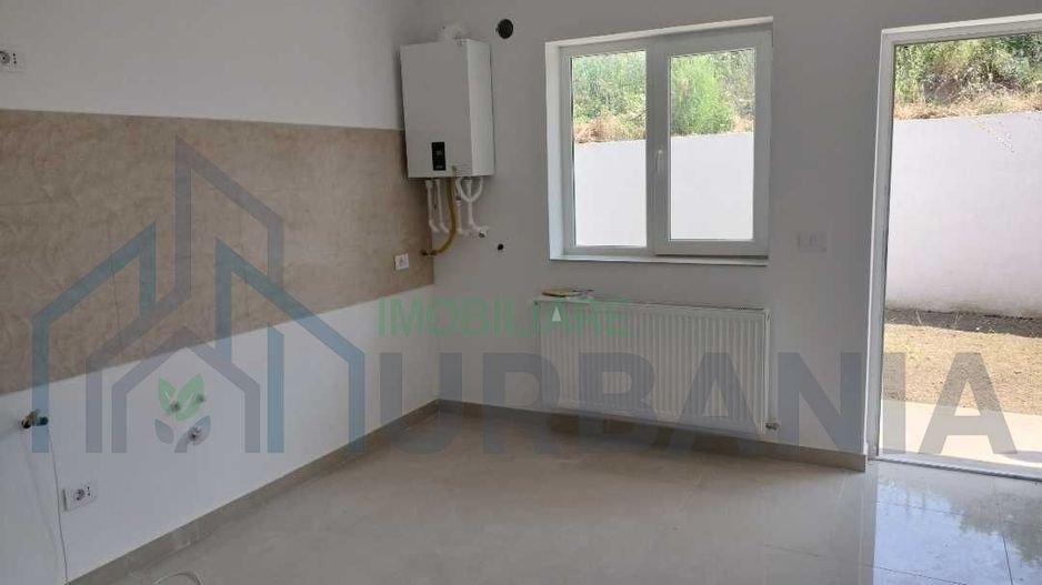 Vânzare 1/2 casă duplex, Visani, Iași - Poză 5