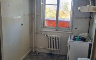 Apartament 3 camere Favorit metrou - Poză 3