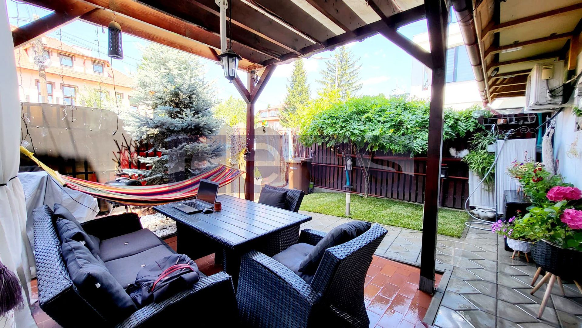 VANZARE 2 CAMERE 65MP PLUS CURTE 25MP | PIATA DOMENII - Poză 13