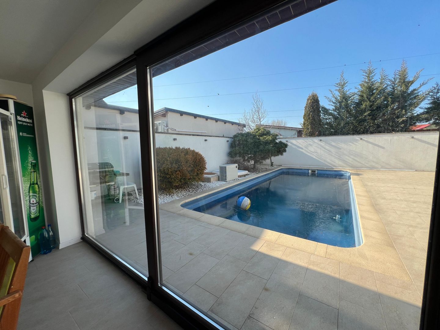 Vila superba cu piscina si anexa camera hobby - Poză 1