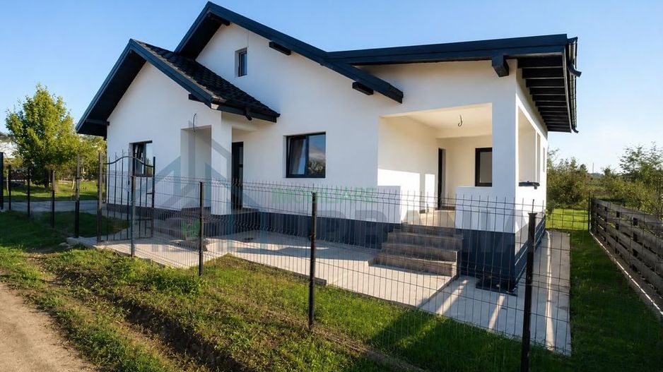 Casă modernă de vânzare în Dumești, finalizată în 2024, complet mobilată și utilată - Poză 2