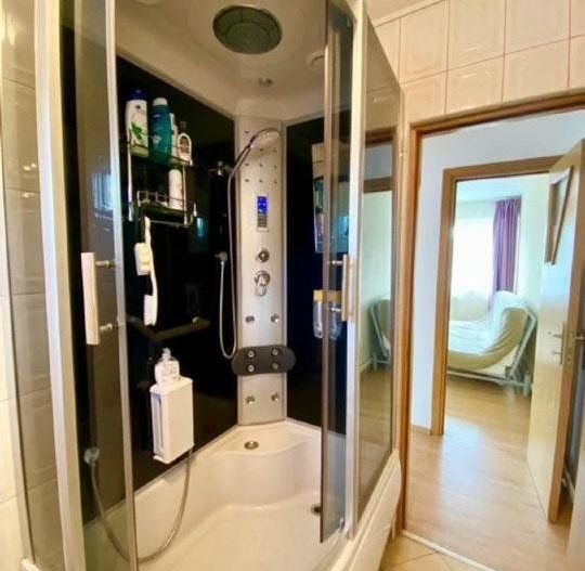 Vila luminoasa Crangasi/ Giulesti,  245 MP construiti, utilitati, 340000 EUR - Poză 9