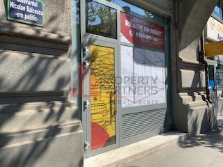 Spatiu comericial in cladire consolidata si renovata. - Poză 15