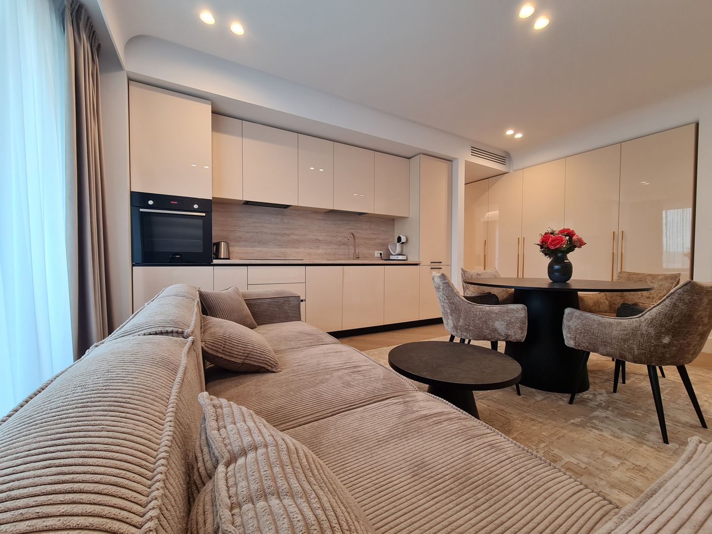 Apartament premium | 3 camere | Cortina 126 | Iancu Nicolae - Poză 1