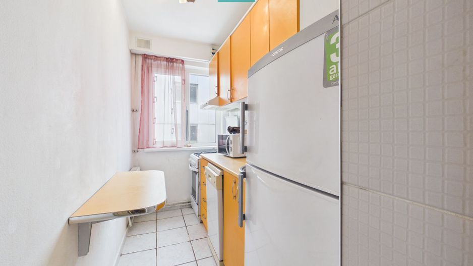 Apartament cu 3 camere în zona Spitalul Județean - Poză 7