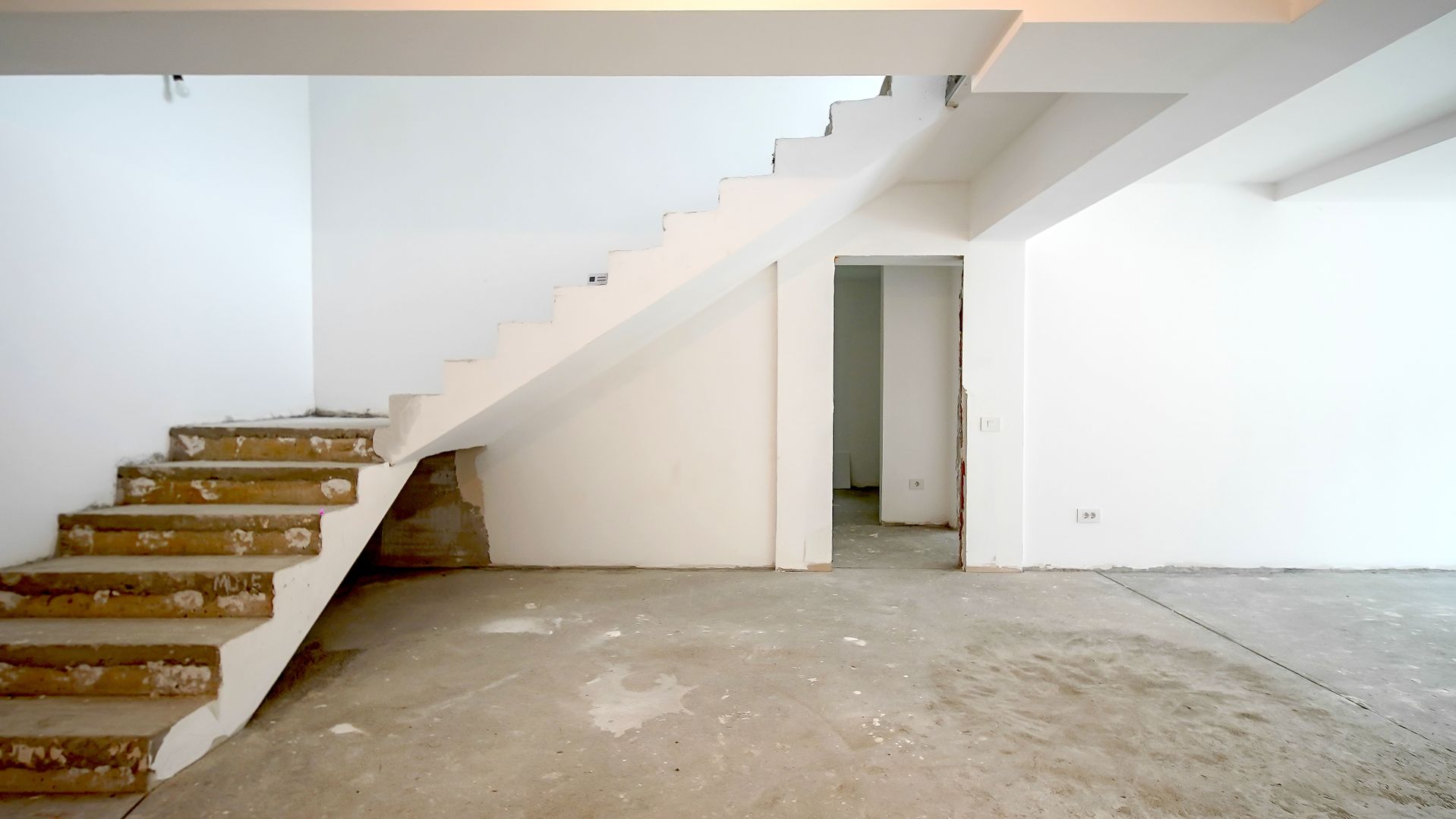 PENTHOUSE IN SCHEI | BRASOVUL LA PICIOARE | 189 MP DE TERASE - Poză 12