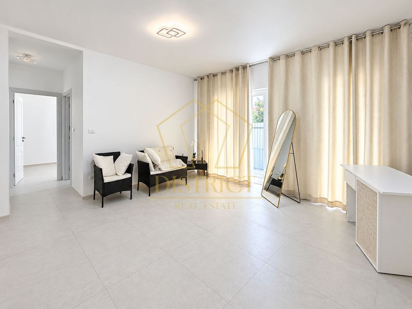 Apartament cu 2 camere si gradina proprie in Braytim - Giroc la asfalt. - Poză 2