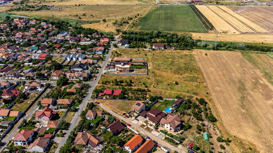 Loc de casă de 929 mp în Poltura Arad - Poză 6