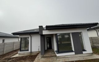 Casa individuala parter, 3 camere, disponibila imediat, teren 370 mp - Poză 7