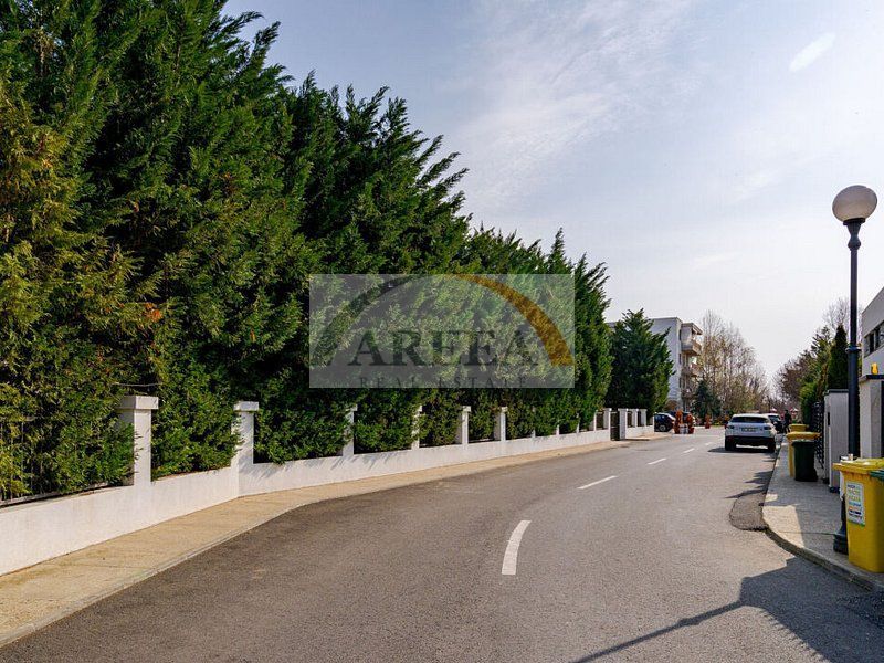 Apartament luxos,luminos,foarte spatios in Erou Iancu Nicolae-Oferta atractiva - Poză 37