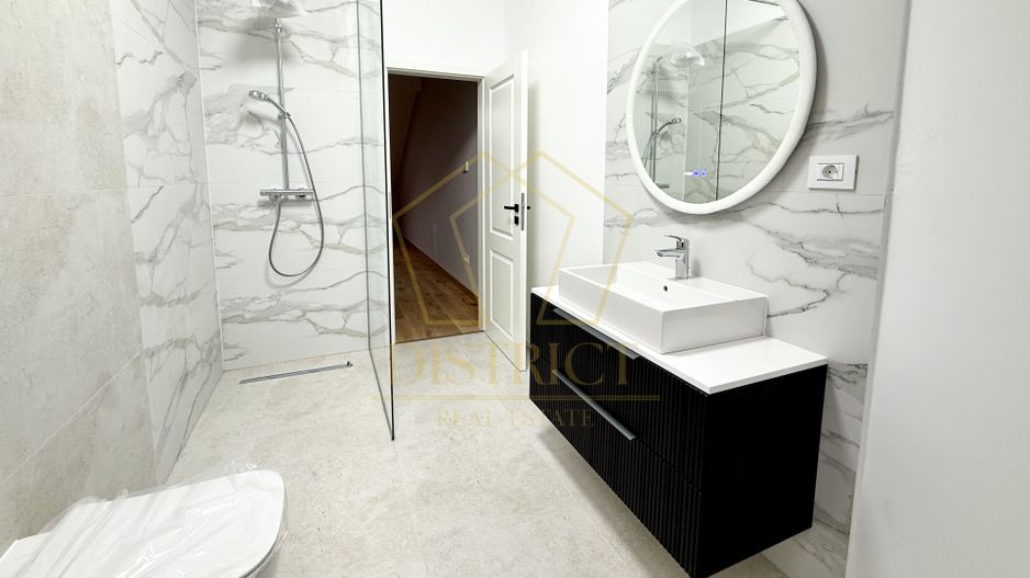 Case insiruite cu 4 si 5 camere | Sacalaz - Poză 10