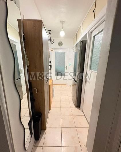 Apartament cu 3 camere zona Circumvalatiunii etaj 1 - Poză 4