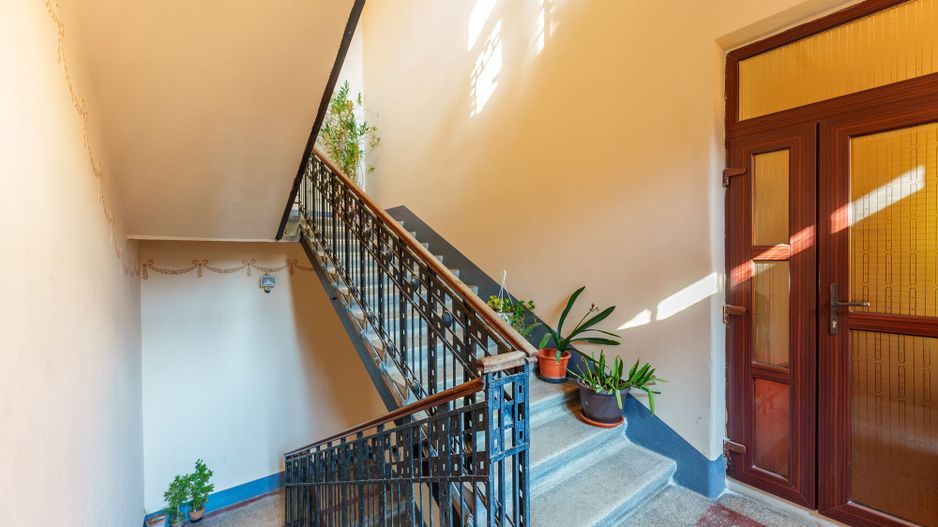 Apartament ultracentral pe Episcopiei - Poză 9
