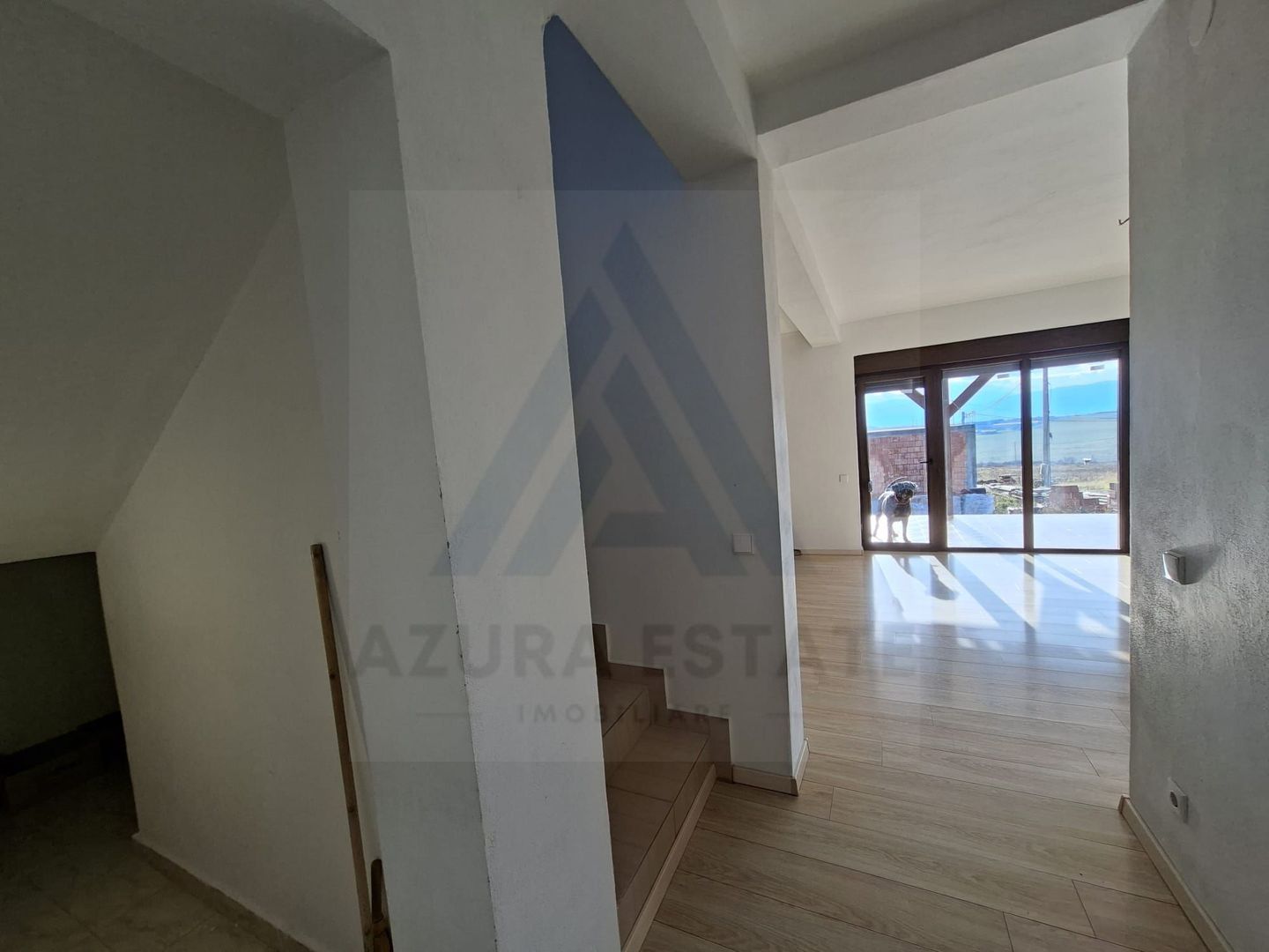 Casa intabulata 5 camere 2 bai si curte generoasa in Bavaria Park - Poză 9