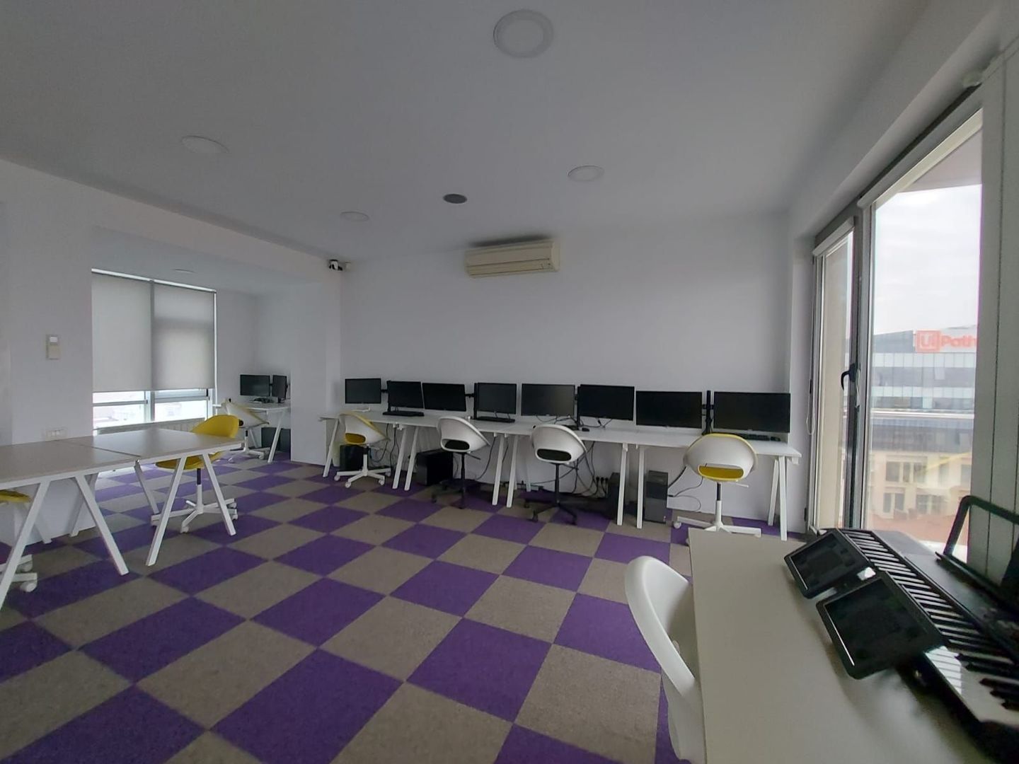 Ag BRASADAS închiriază BIROU 171mp Et 6 si 7 zona ROMANA. - Poză 3