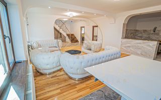 Lazu - Vila de vânzare compusă din P+1E+M. - Poză 5