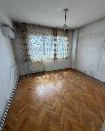 Apartament 4 camere ultracentral, lângă Palas Mall și Moldova Center, Iași - Poză 1