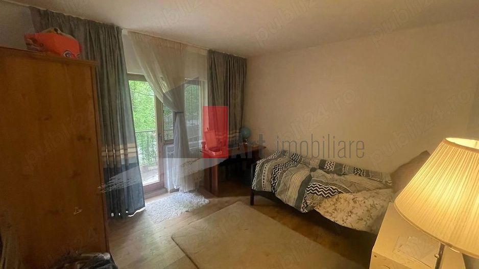 APARTAMENT  4  CAMERE  PROSPER SEBASTIAN - Poză 2
