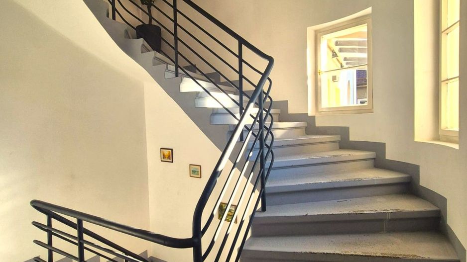 Exclusivitate - Zona Tribunalului , Sf. Constantin, spațiu stradal - Poză 10