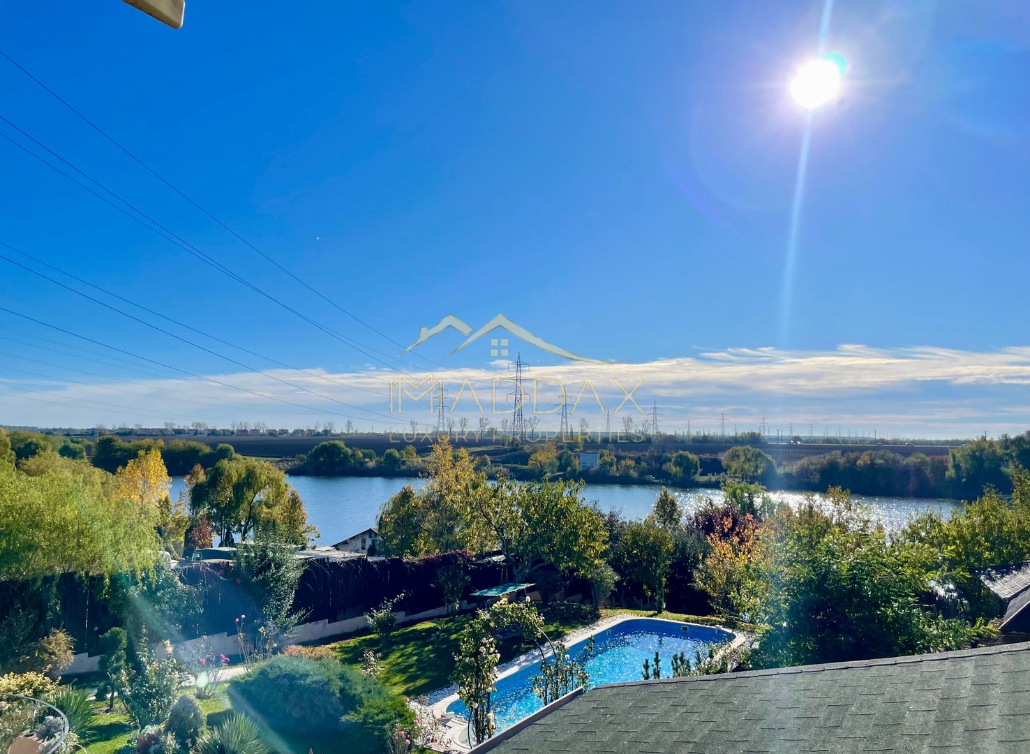 Vila 7 camere**Lake view**Ponton privat**Piscina**Teren 933 MP//Balotesti - Poză 2