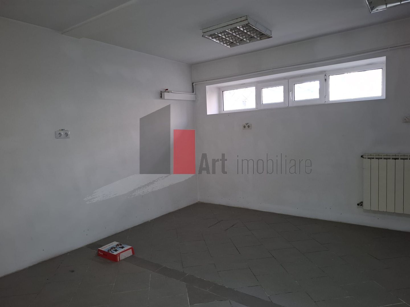 Spatiul "NESTALAN", complex comercial, Gara de Est - Poză 11