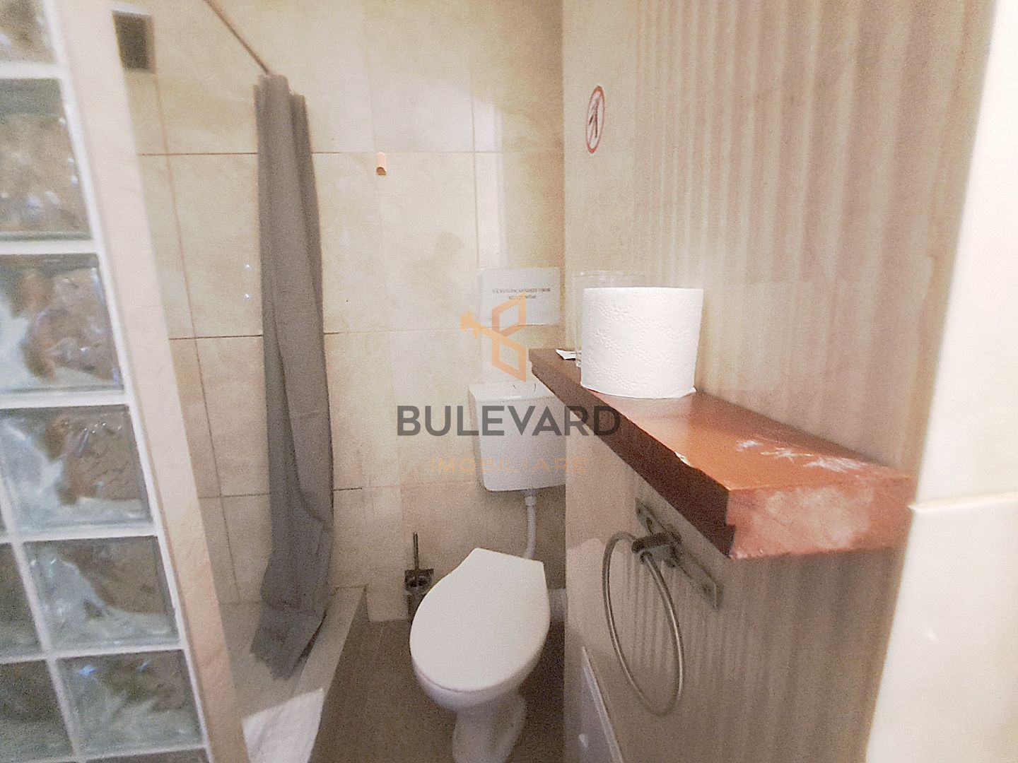 Garsoniera de inchiriata in zona Metro! - Poză 12