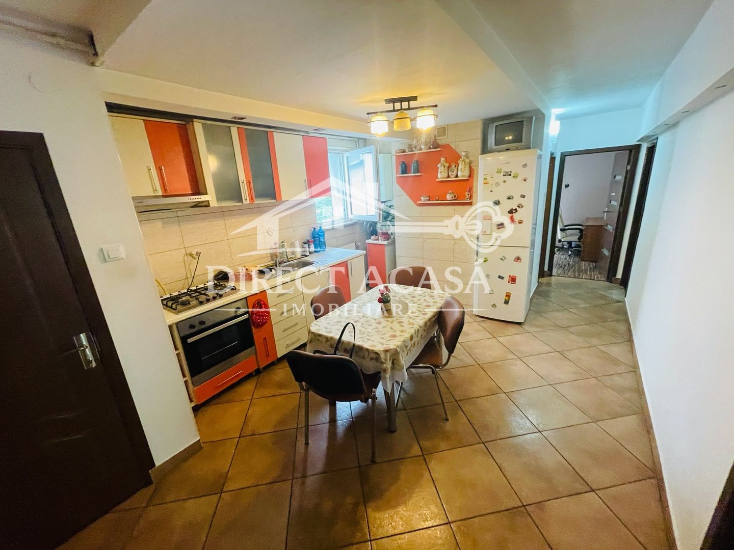 Apartament cu 3 camere de inchiriat-str Moldovei-Zona Tudor - Poză 4