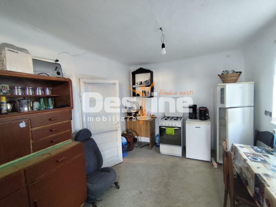 Casa Batraneasca cu 1410 mp teren, Cocorastii MIslii. - Poză 5
