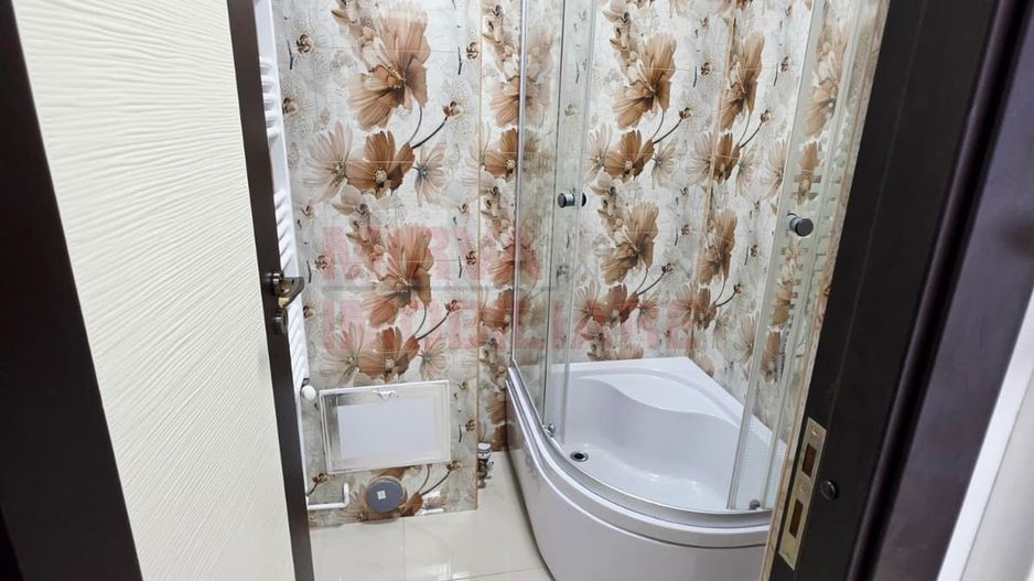 Apartament 3 camere de inchiriat, 9 Mai, 2 bai, beci - Poză 18