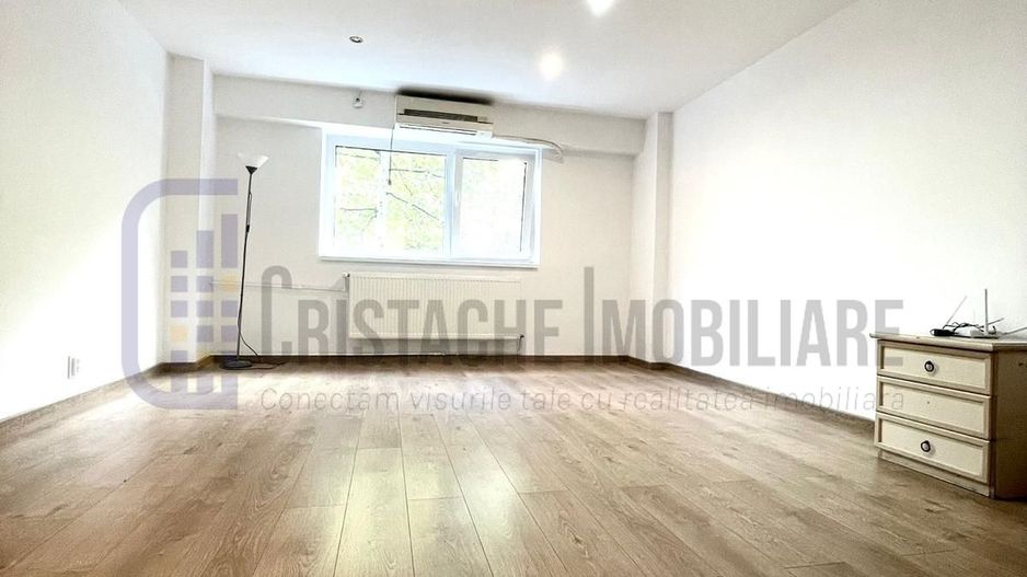 Renovat, centrala proprie, parcare & acces metrou P-ta Muncii - Poză 2