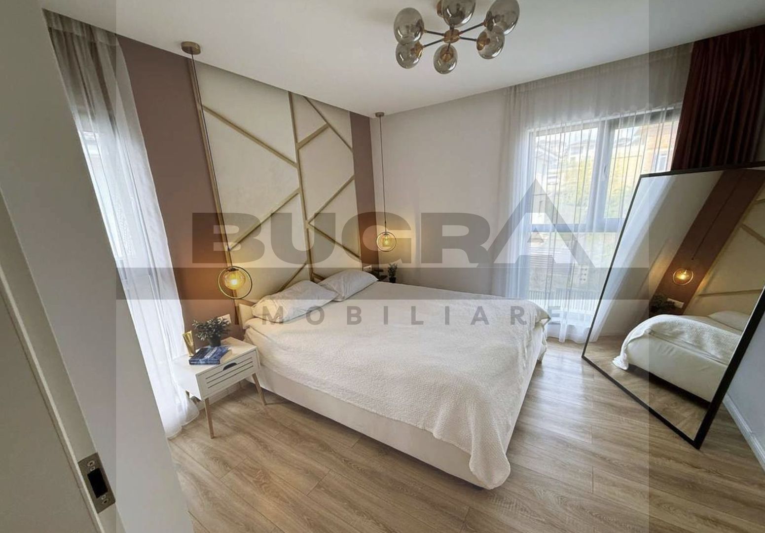 Casă individuala cu piscină si priveliste panoramica, zona Dezmir - Poză 5