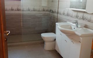 Inchiriez apartament - Poză 2