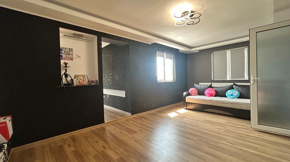 Casă P+1E cu terasă circulabilă, garaj amenajat și finisaje moderne - Poză 15