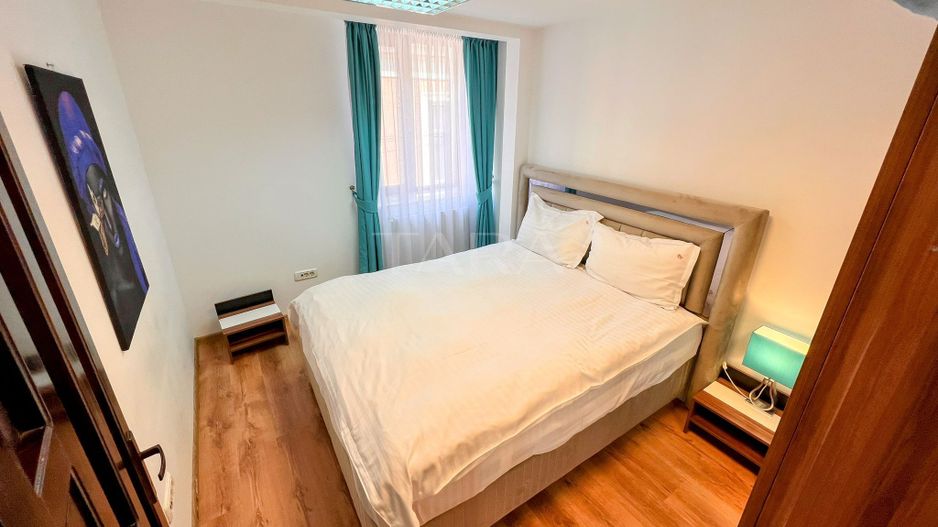 Apartament cu 5 camere de vânzare, zona Ultracentrala - Poză 9