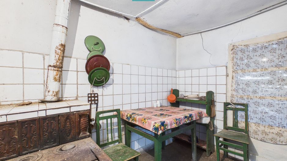 Casă 5 camere şi anexe în Cuied - Poză 12