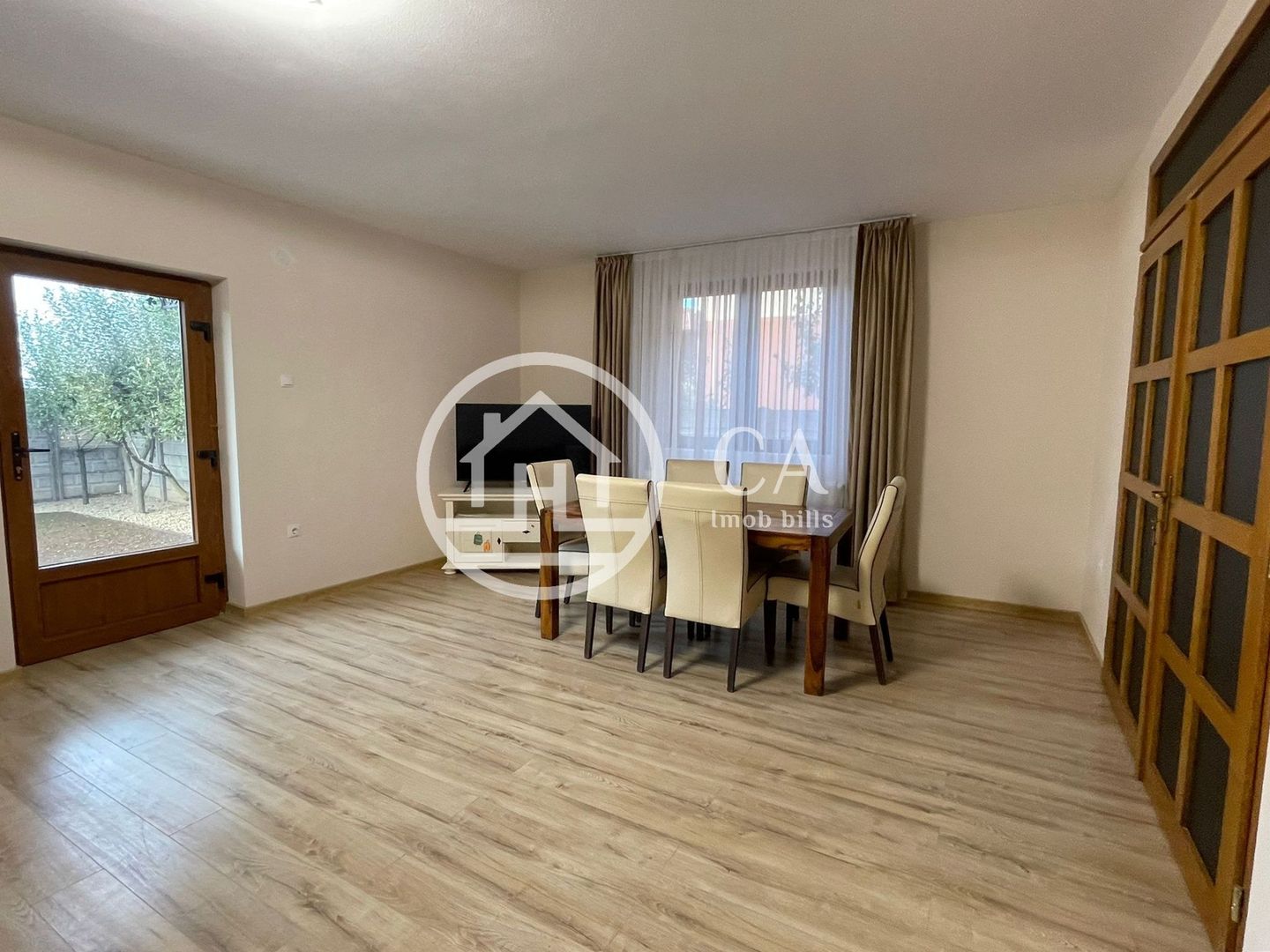 Casa de închiriat  Duplex cu 10 camere în Sanmartin, Oradea - Poză 5