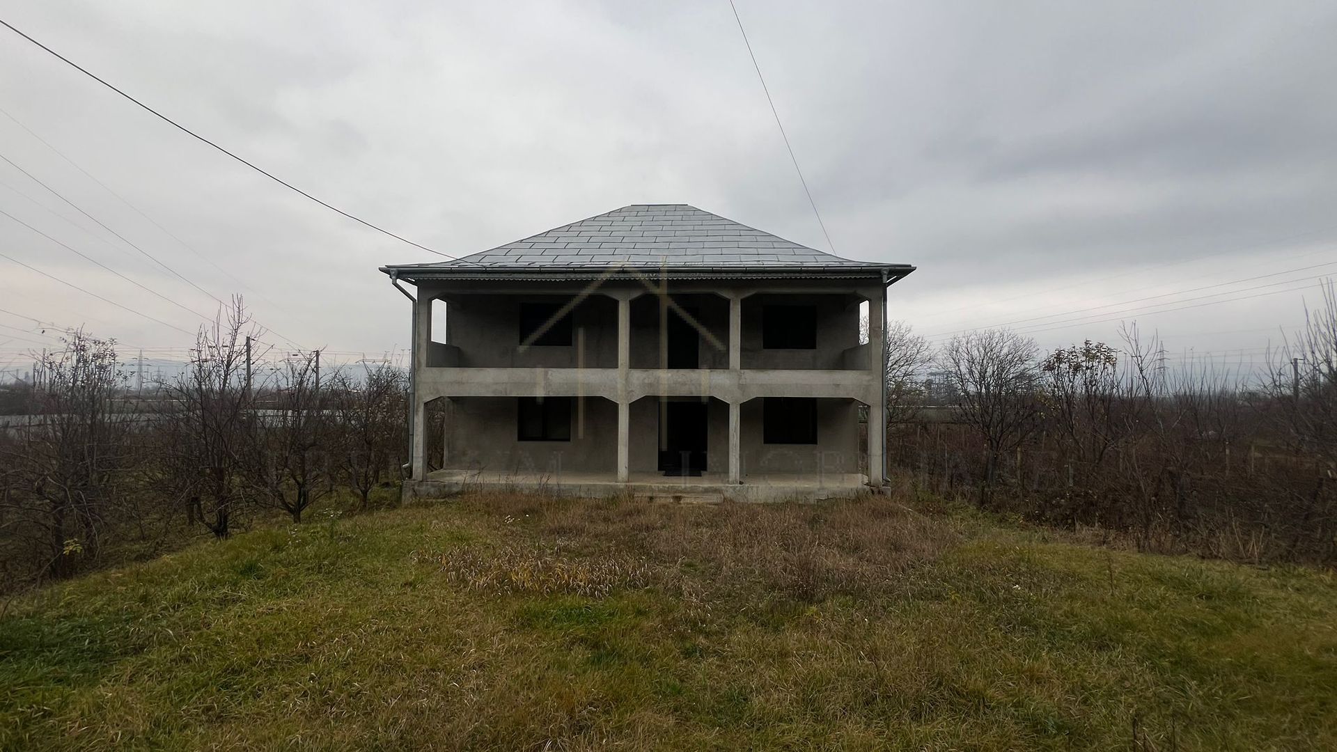 Casa de vanzare in Onesti - Poză 2