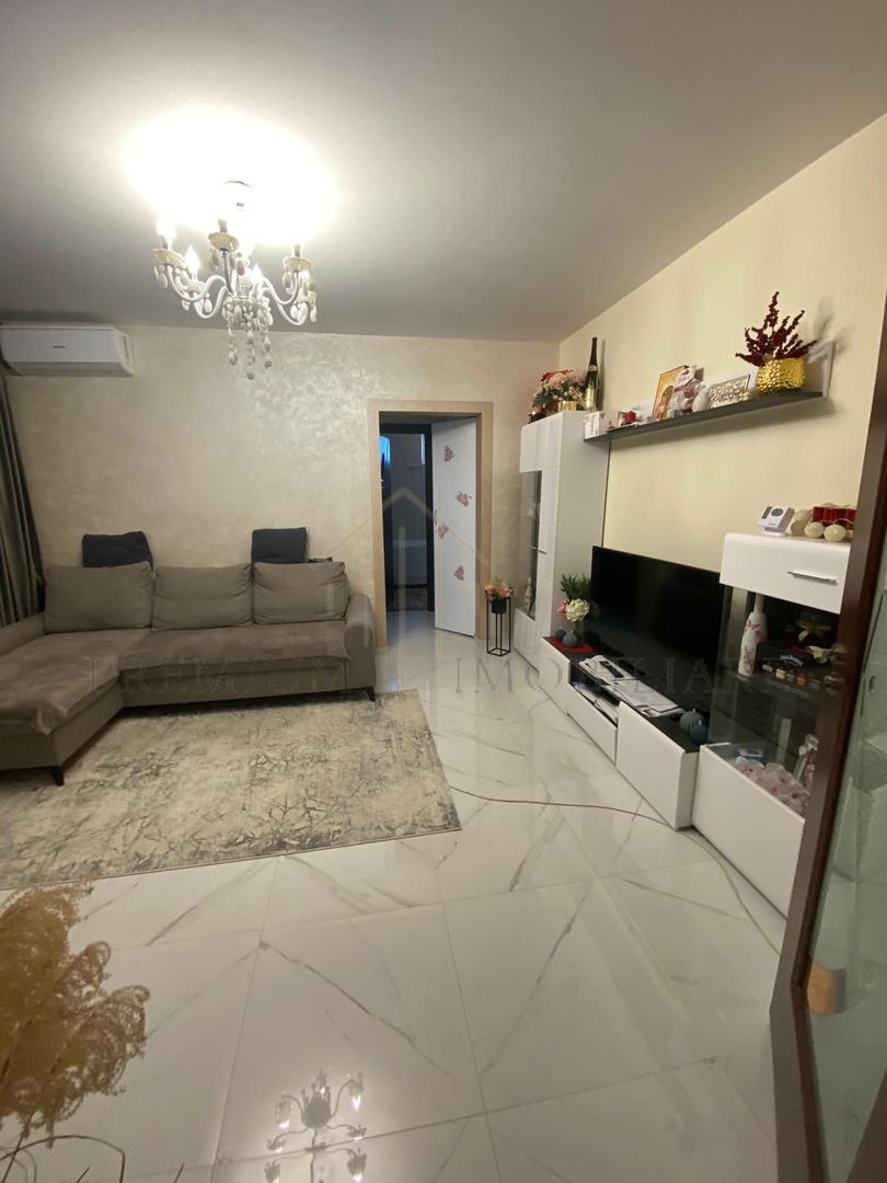 Apartament cu 2 camere renovat Zona Ultracentrala - Poză 2