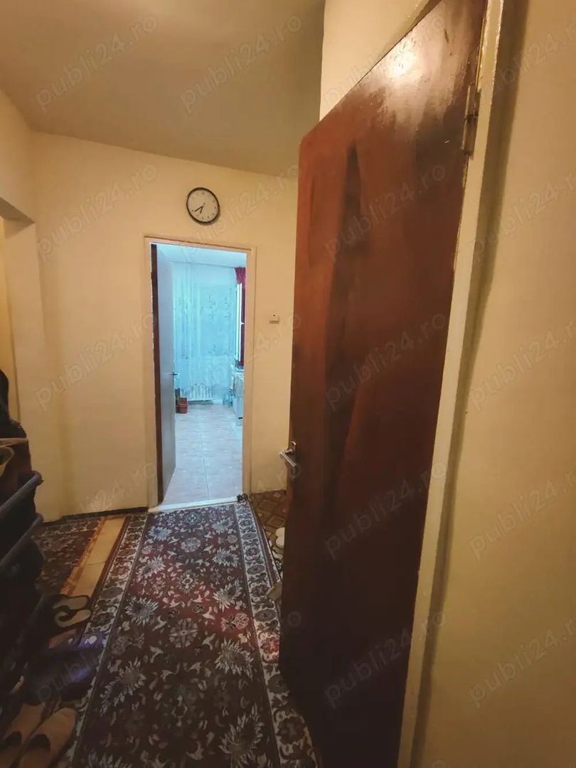 Apartament 2 camere de vânzare - Necesită renovare - Zona Ghita Șerban - Poză 2