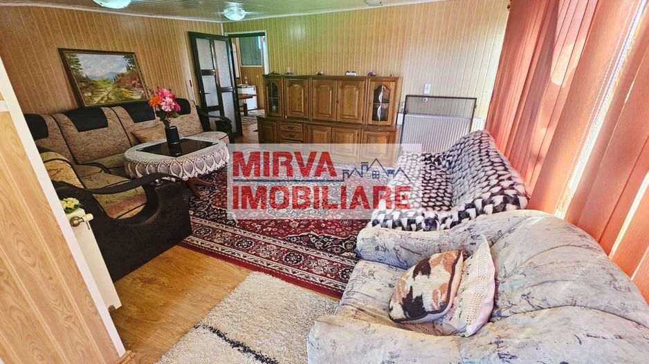 🏡 Casă spațioasă cu 9 camere în Strejnicu – pentru locuință, birouri - Poză 56