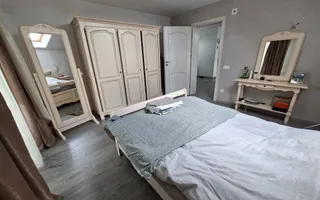 Casa individuala 5 camere 2 bai cu pivnita si pod in Selimbar - Poză 14