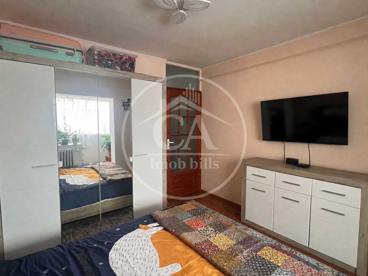 Apartament de vânzare cu 3 camere în Calea Clujului, Oradea - Poză 2