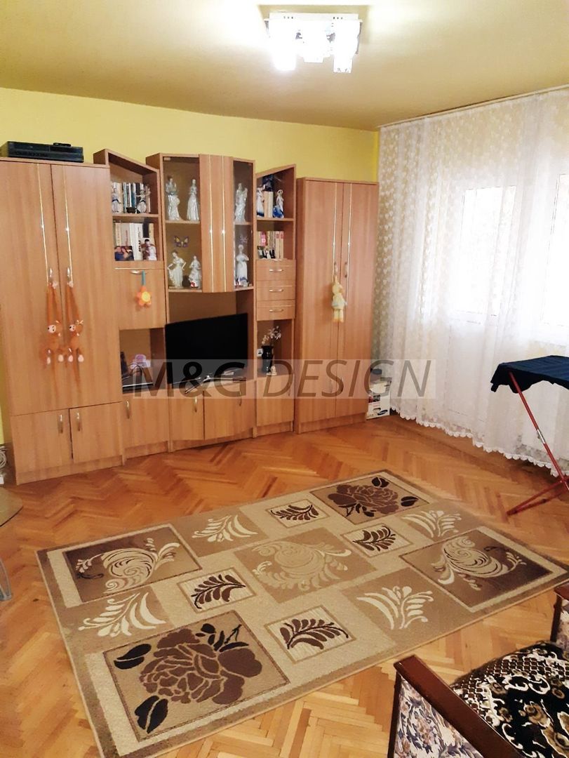 3 camere decomandat vedere pe 2 parti CENTRALA zona Dambovita - Poză 4